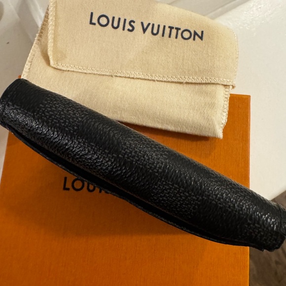 Men’s Louis Vuitton fold Wallet Damier Graphite pattern - Picture 5 of 6